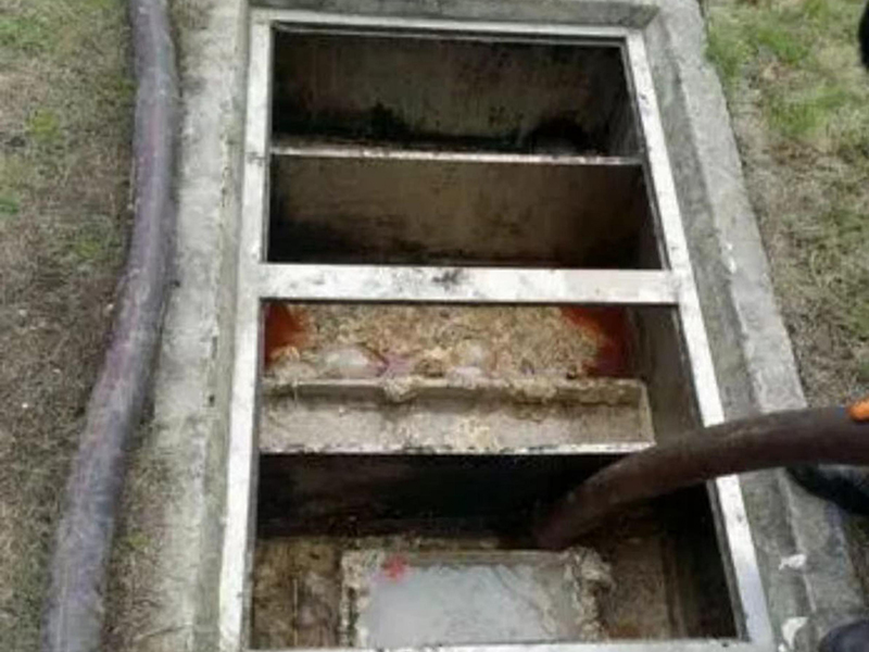 科尔沁右翼前隔油池清理